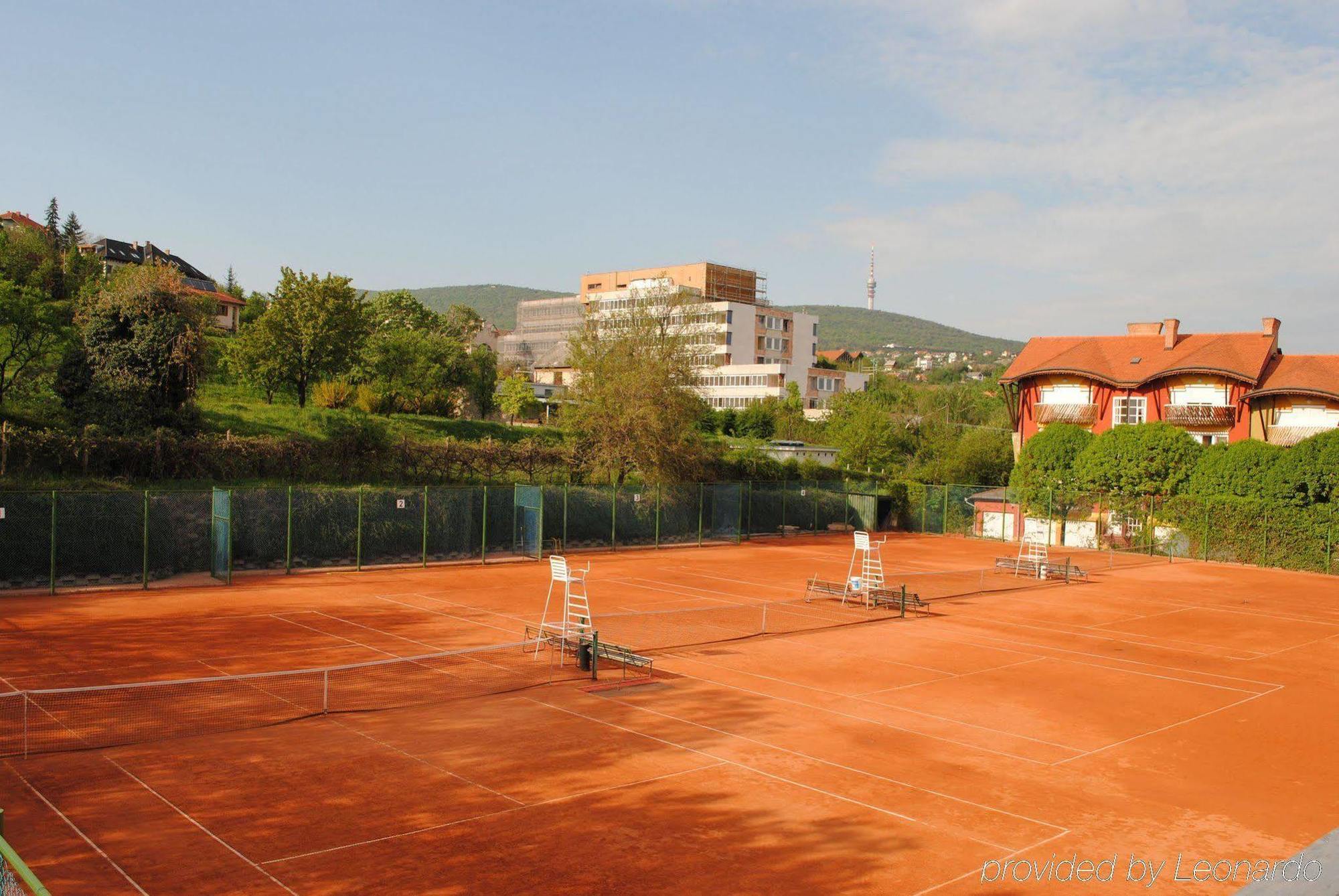 Hotel Makar Sport&Wellness Pécs Exterior foto